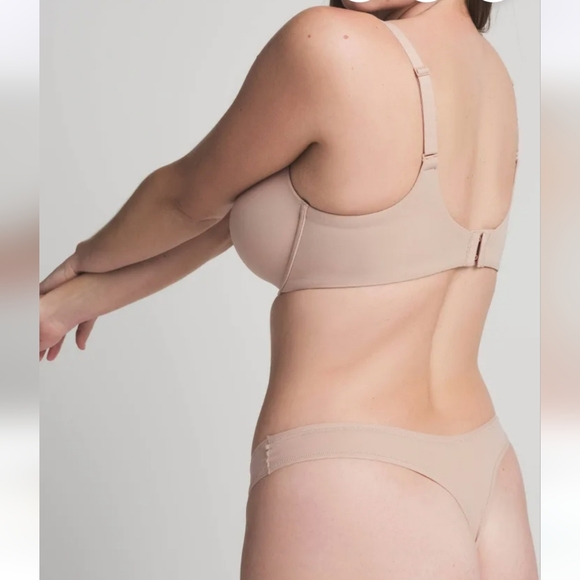 NWT-Skims Fits Everyday T-shirt Demi Bra In Mica - Picture 2 of 5